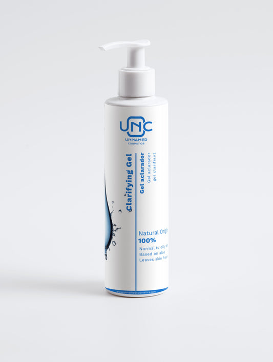 Frasco branco pump de gel com rotulo azul para uso facial Gel de Limpeza para todo o tipo de peles.